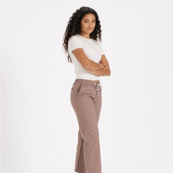 Vuori Athletic Ripstop Wide Leg Ankle Pants Hazel NWT Women’s Size XL - Picture 12 of 12